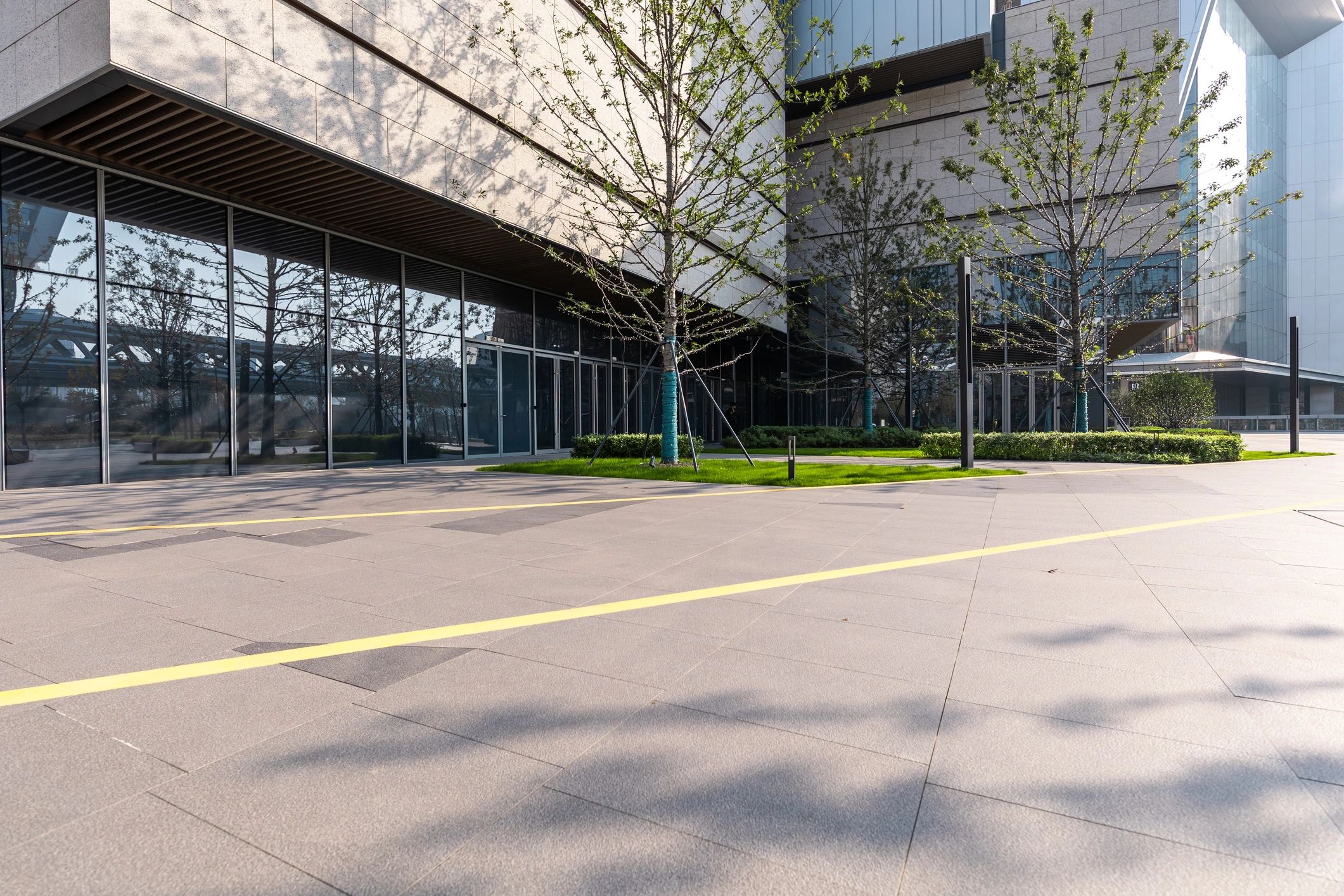 Quartier d’affaires urbain pour illustrer le secteur immobilier et foncières